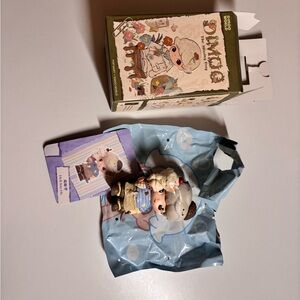 Dimoo The Missing Day Series - Melt Into Me